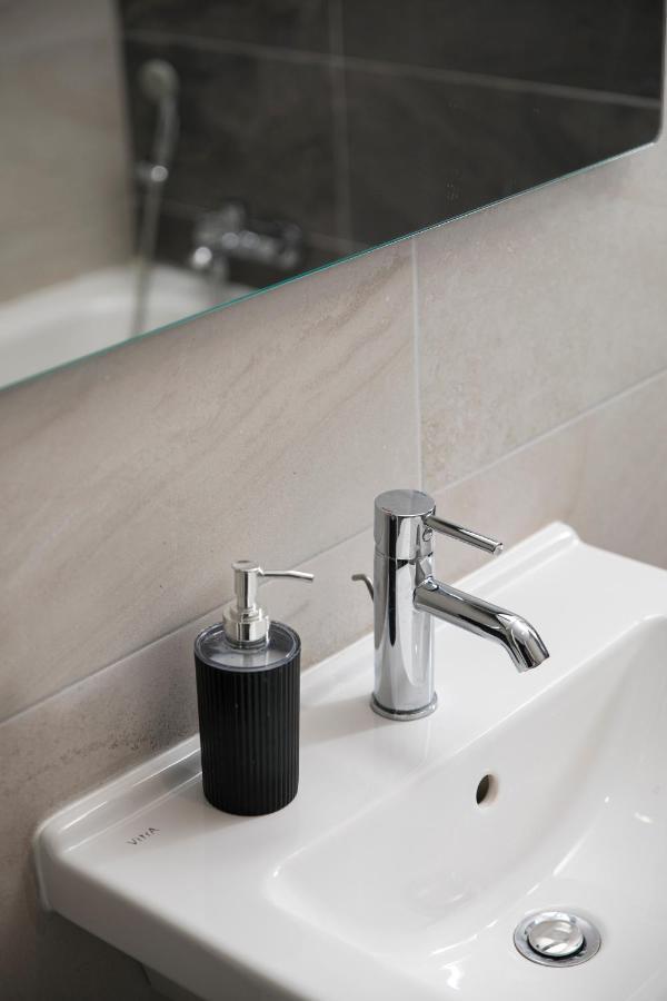 Spacious, Modern & Cosy 2 Bedroom 2 Bathroom Apartment - St. Julians San Giuliano Esterno foto